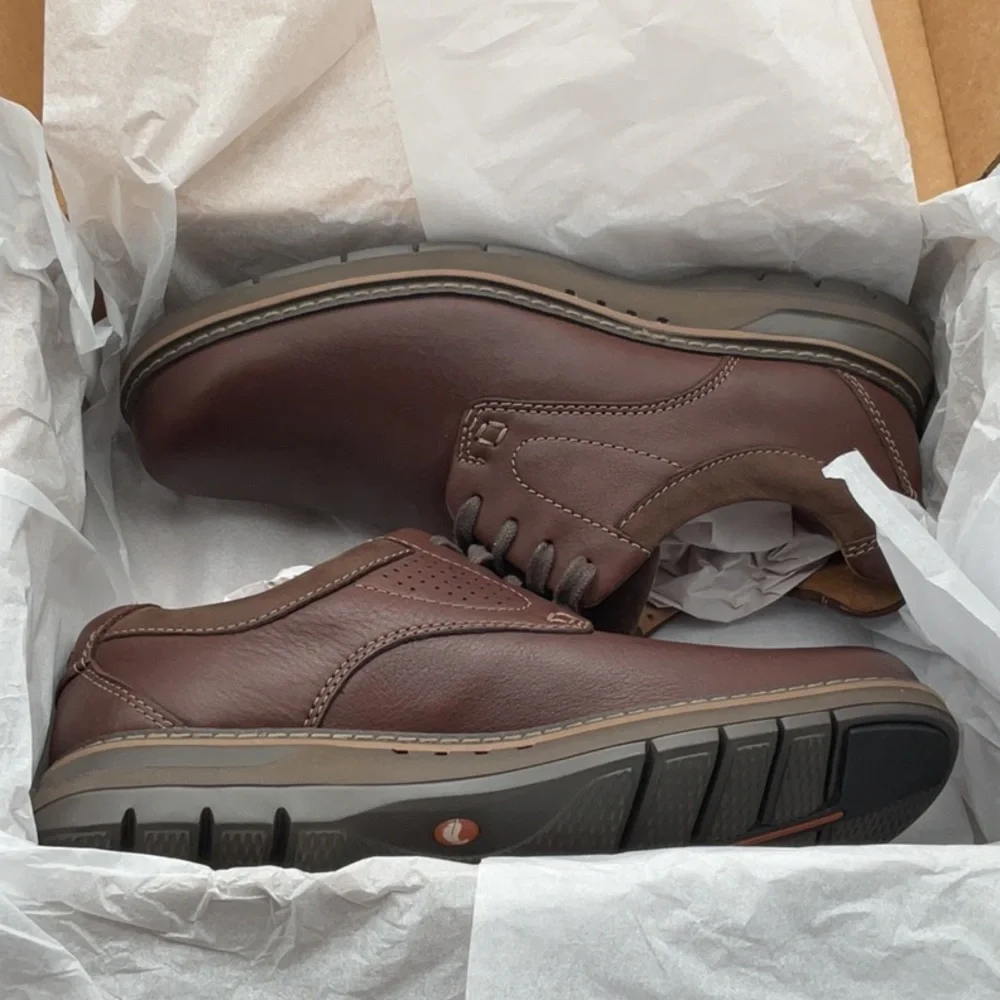 NWT CLARKS UN BRILEY LACE - MAHOGANY Men's Brown Leather‎ Shoes size 7.5